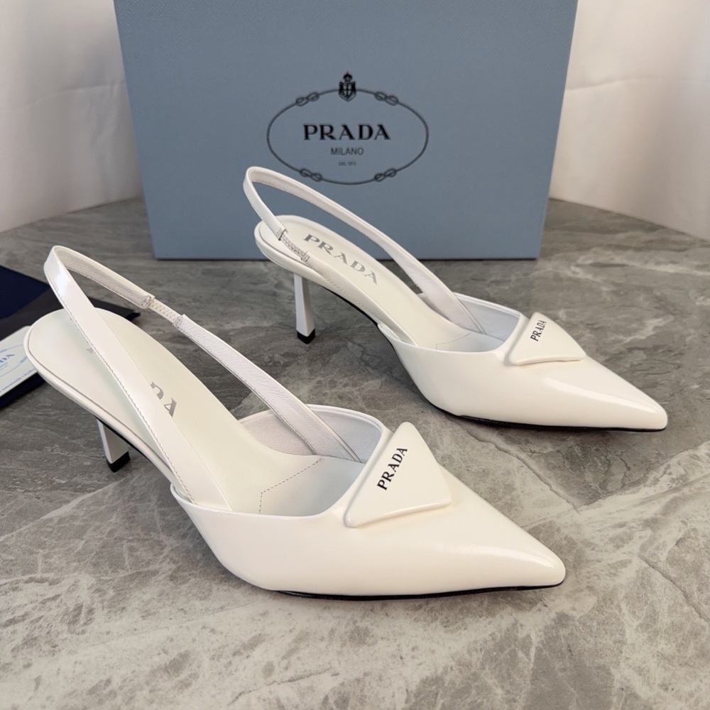 🍒Women's Prada Heels - Picture 2 of 8